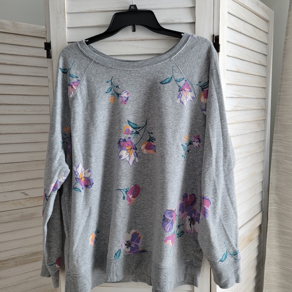 Floral Crew Neck